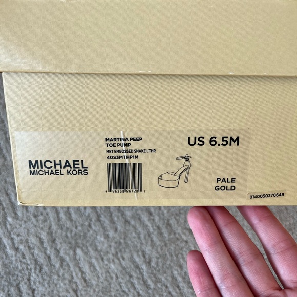 Michael Kors Peep Toe Pumps - Picture 15 of 15